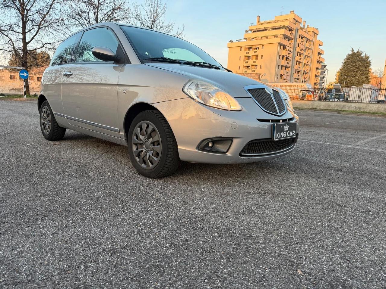 Lancia Ypsilon 1.2 Argento