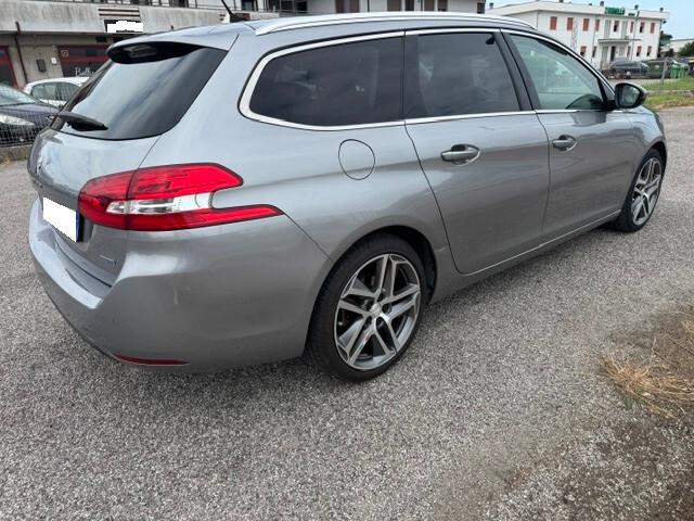 Peugeot 308 BlueHDi 120 S&S EAT6 SW Allure