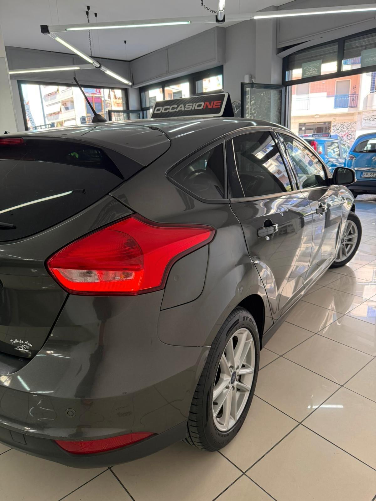 Ford Focus 1.5 TDCi 120 CV Start&Stop Powershift Titanium