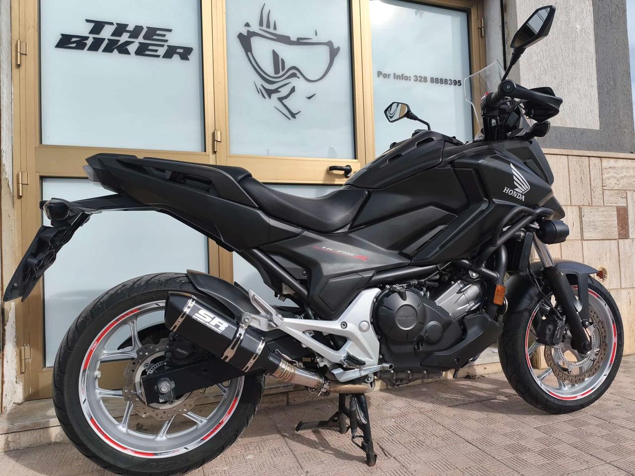 Honda NC 750 dark sport