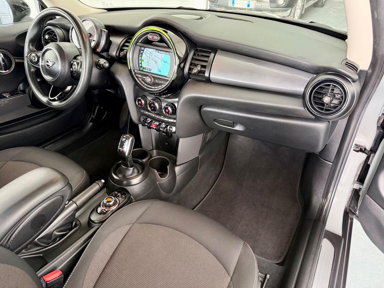 Mini 1.5 Cooper Baker Street