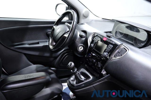 LANCIA Ypsilon 1.2 69 CV 5 PORTE S&S GOLD NEOPATENTATI