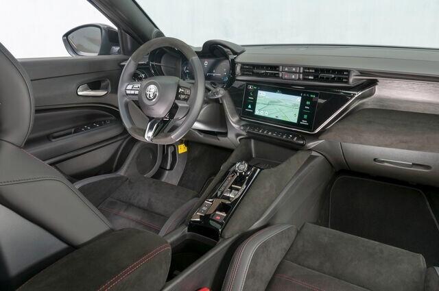 Alfa Romeo Altro ALFA ROMEO JUNIOR 1.2 136cv Hybrid eDCT6 Ibrida