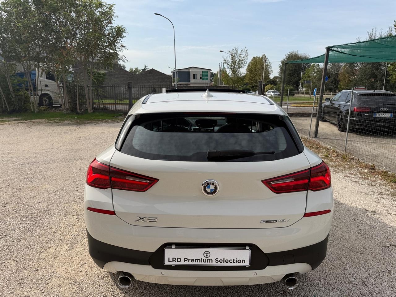 Bmw X2 sDrive18d Business-X