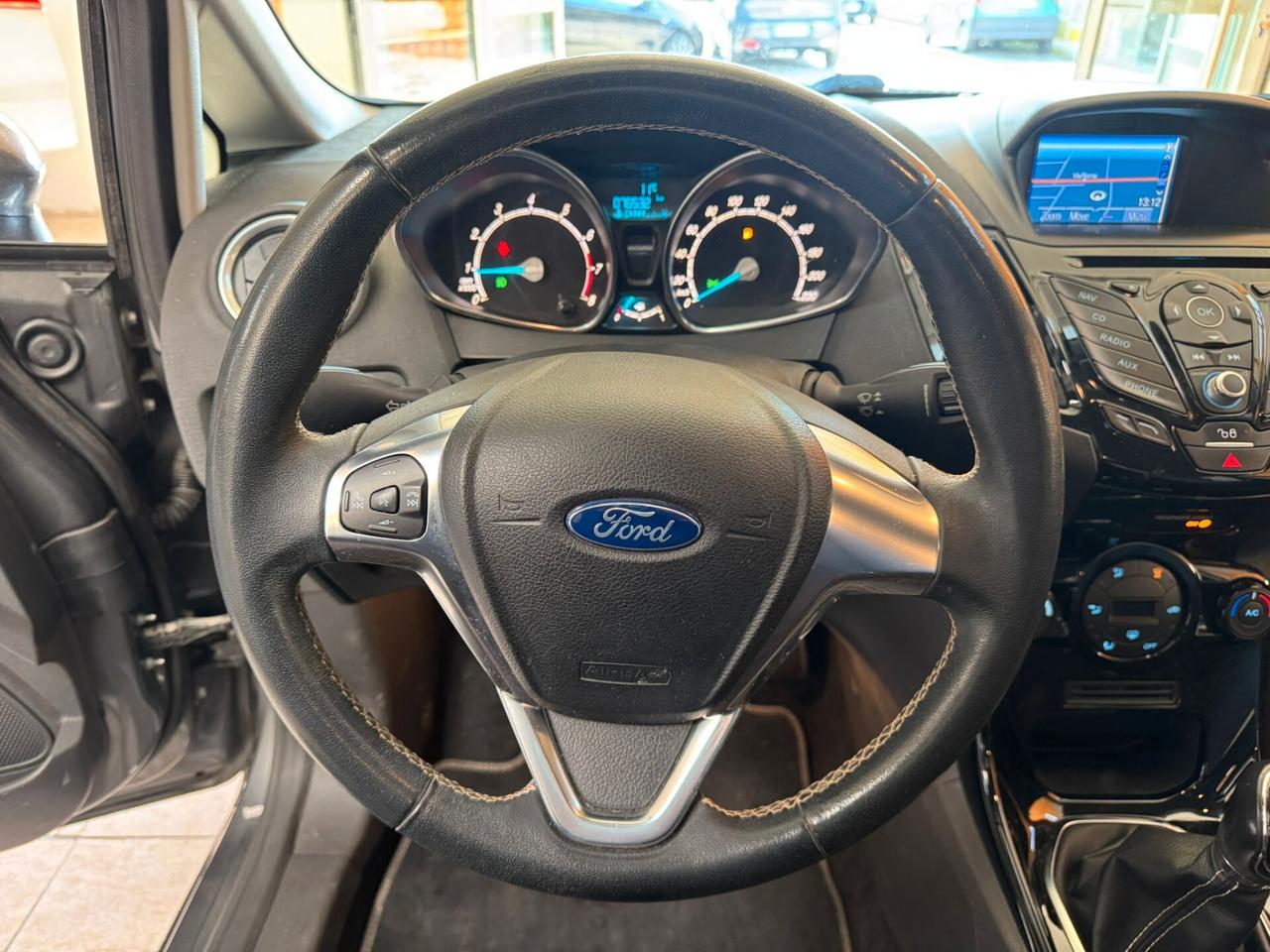 Ford Fiesta 1.2 60CV 5 porte Black & White Edition