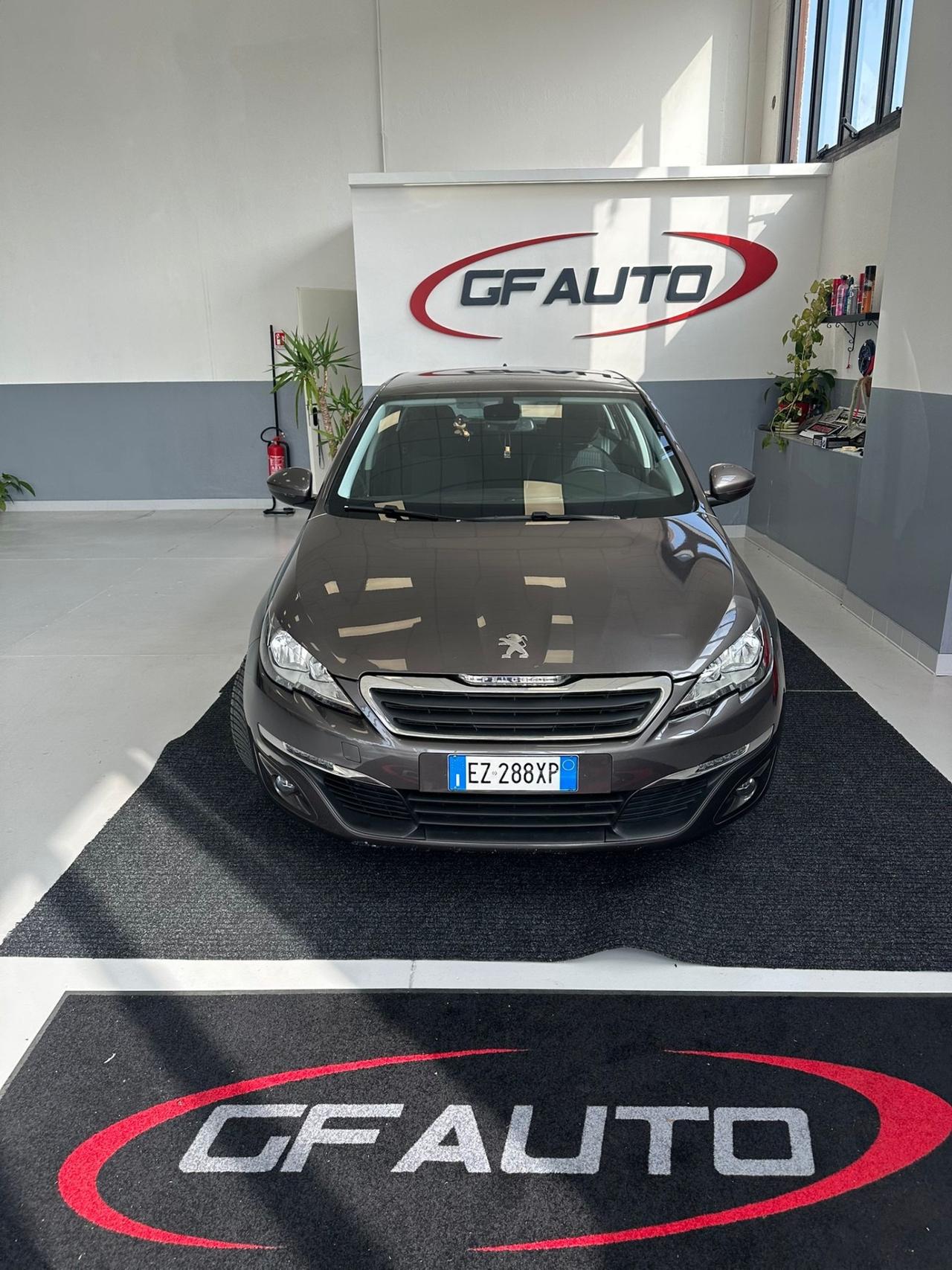 Peugeot 308 BlueHDi 120 S&S Business