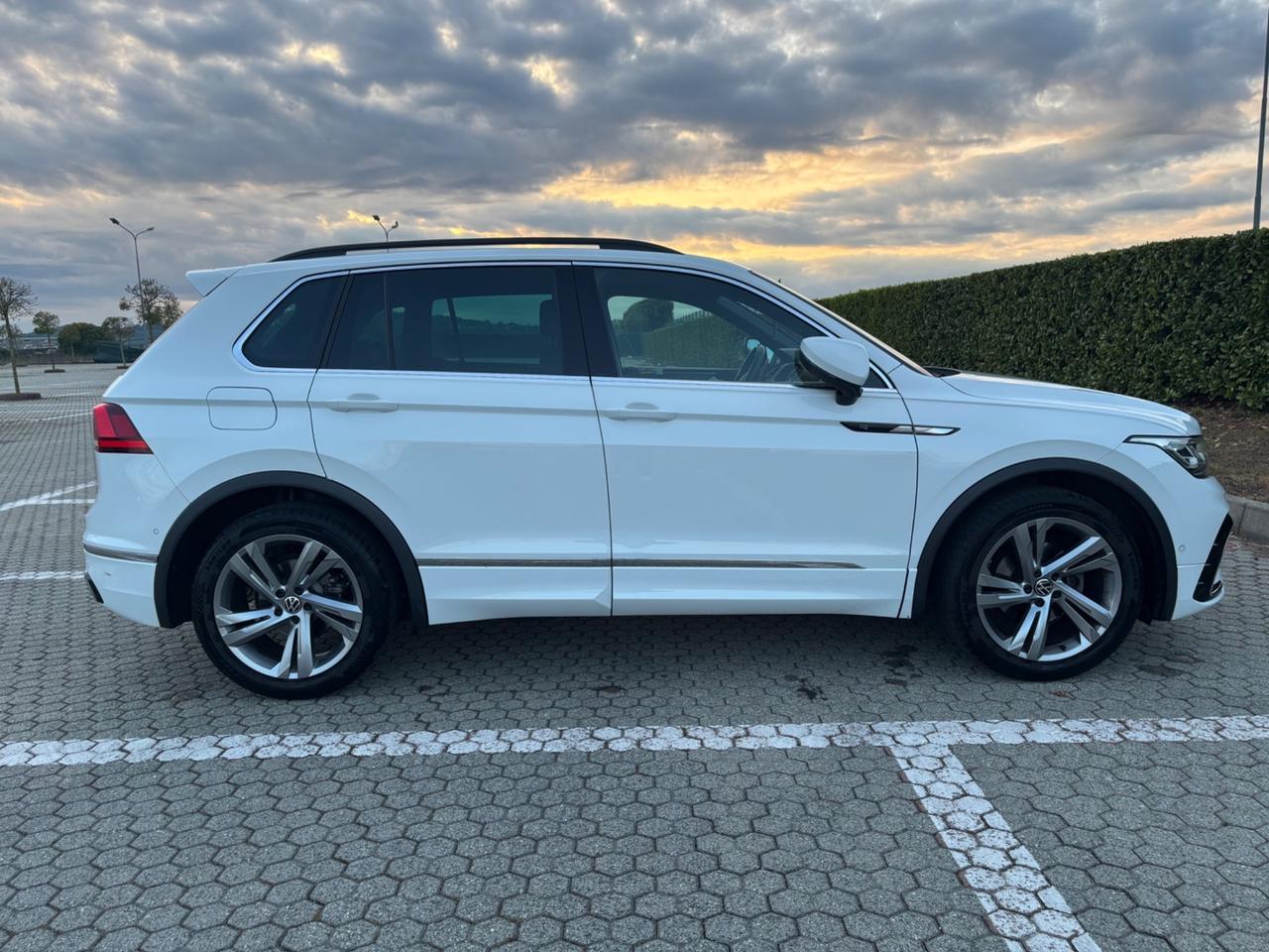 Volkswagen Tiguan 1.5 TSI 150 CV DSG ACT R-Line