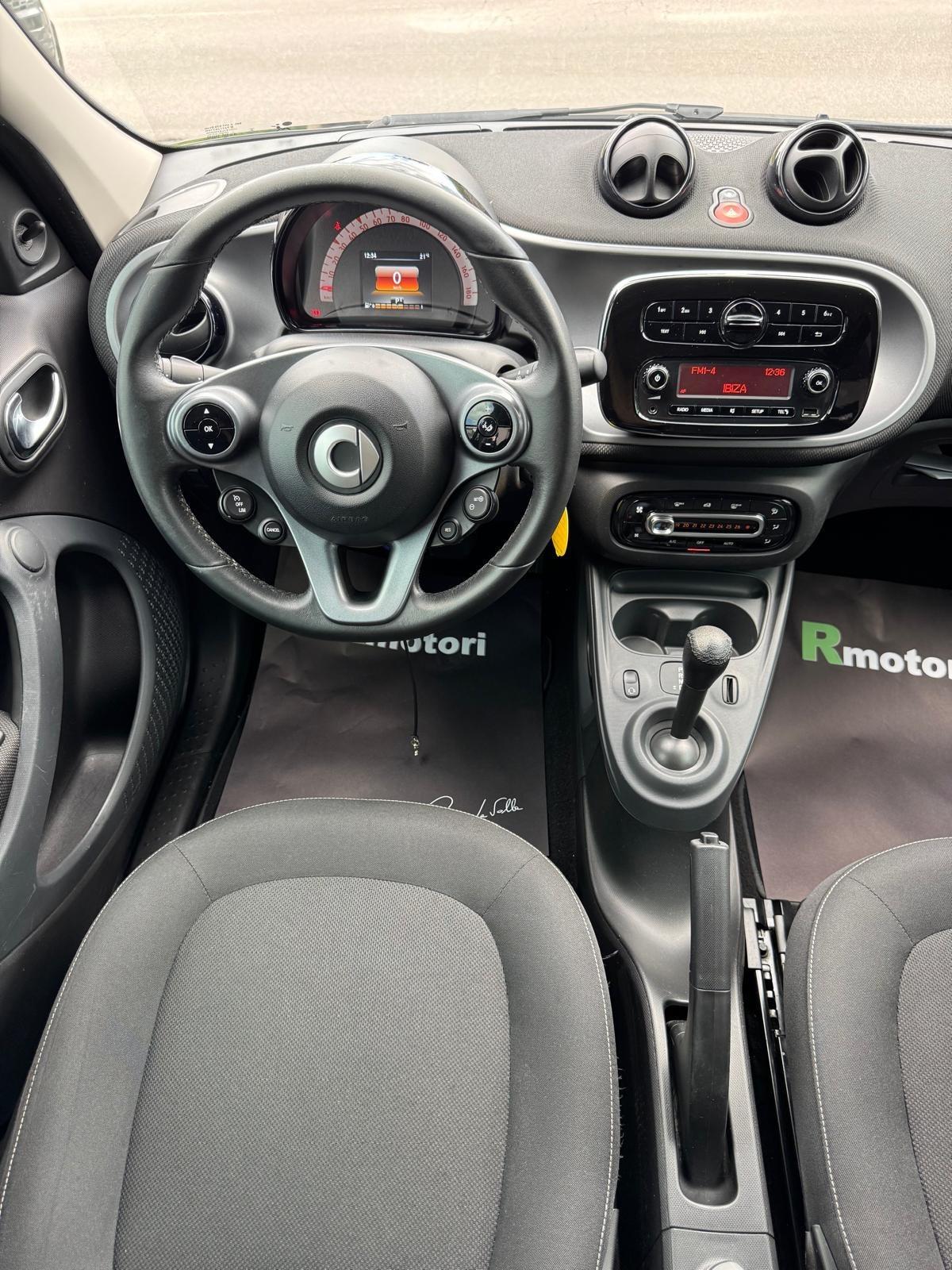 Smart ForFour 70 1.0 Passion