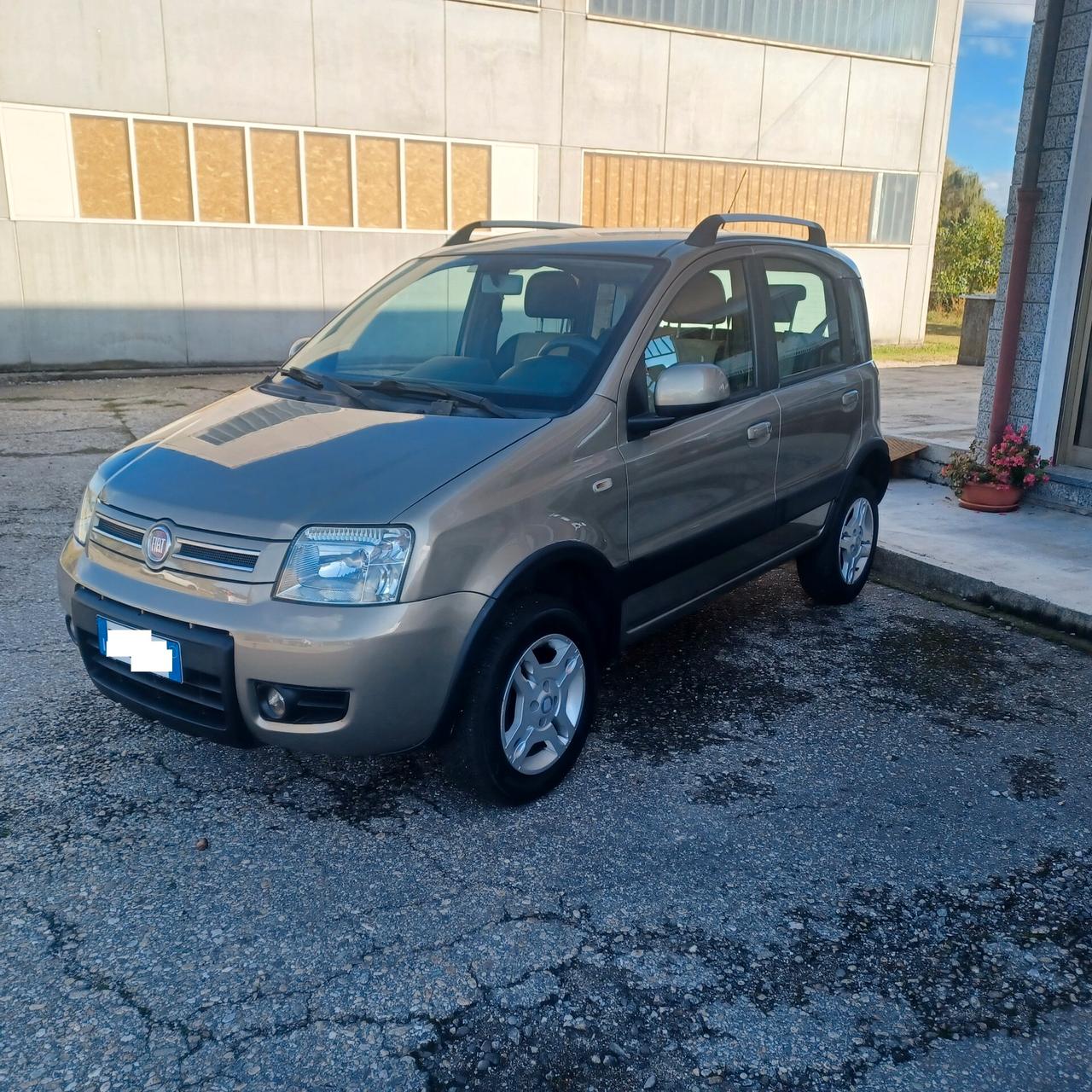 Fiat Panda 1.2 4x4 km 69.000 originali