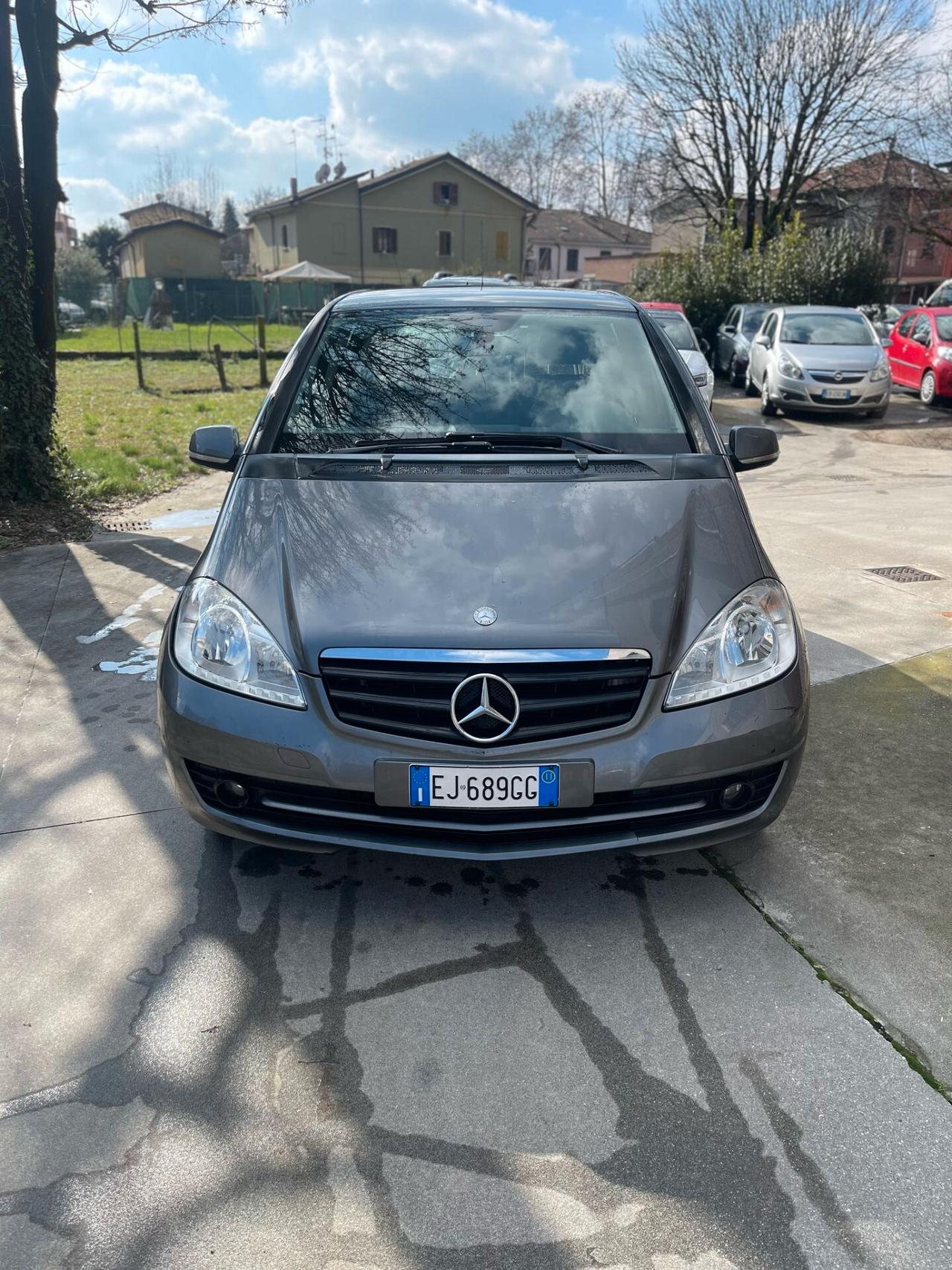 Mercedes-benz A 160 A 160 GPL BlueEFFICIENCY Coupé Special Edition