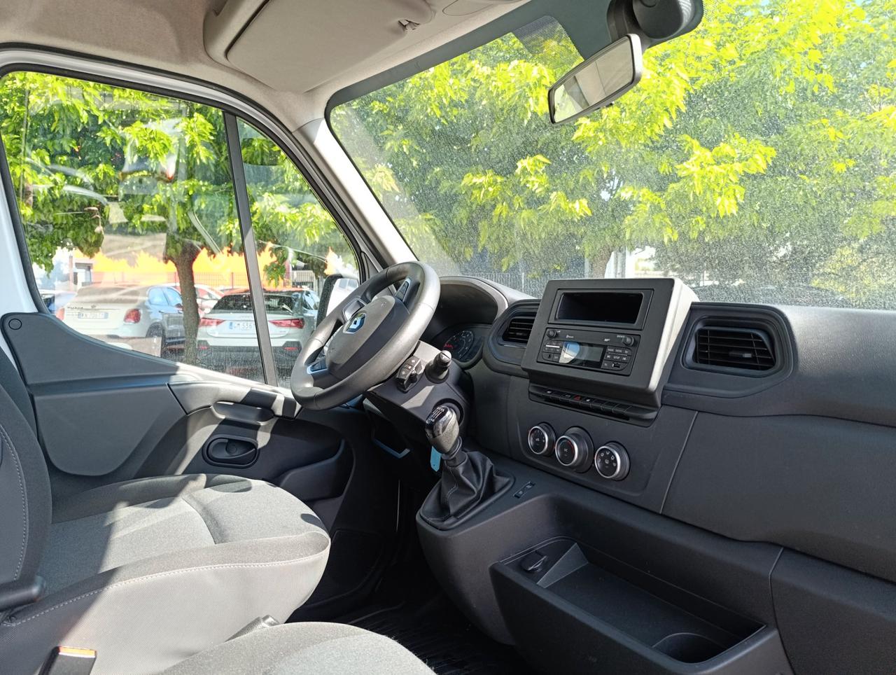 RENAULT Master T35 2.3 dci 135cv L2 carro Ice