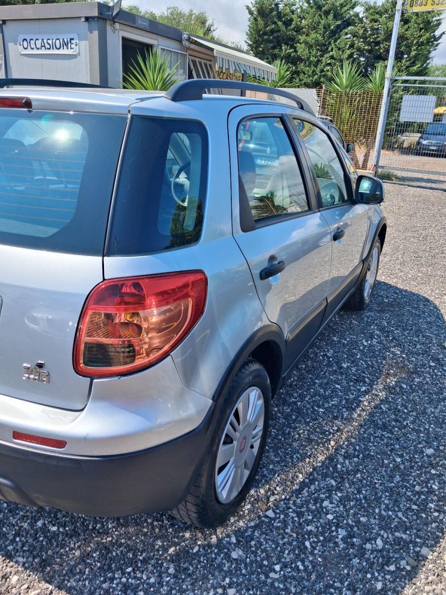 FIAT - Sedici - 1.6 16V 4x4 Experience