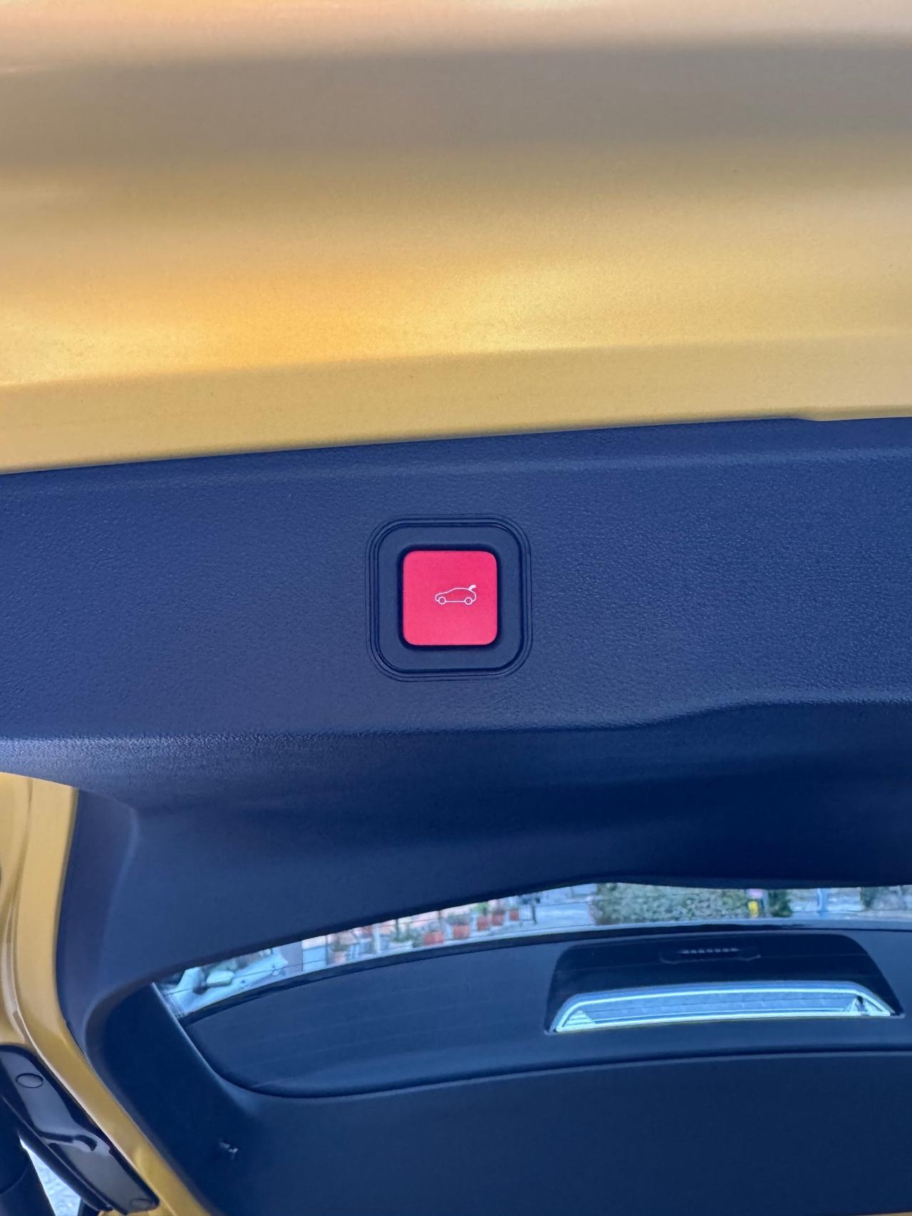 Jeep Avenger 1.2 Turbo 100 CV Summit