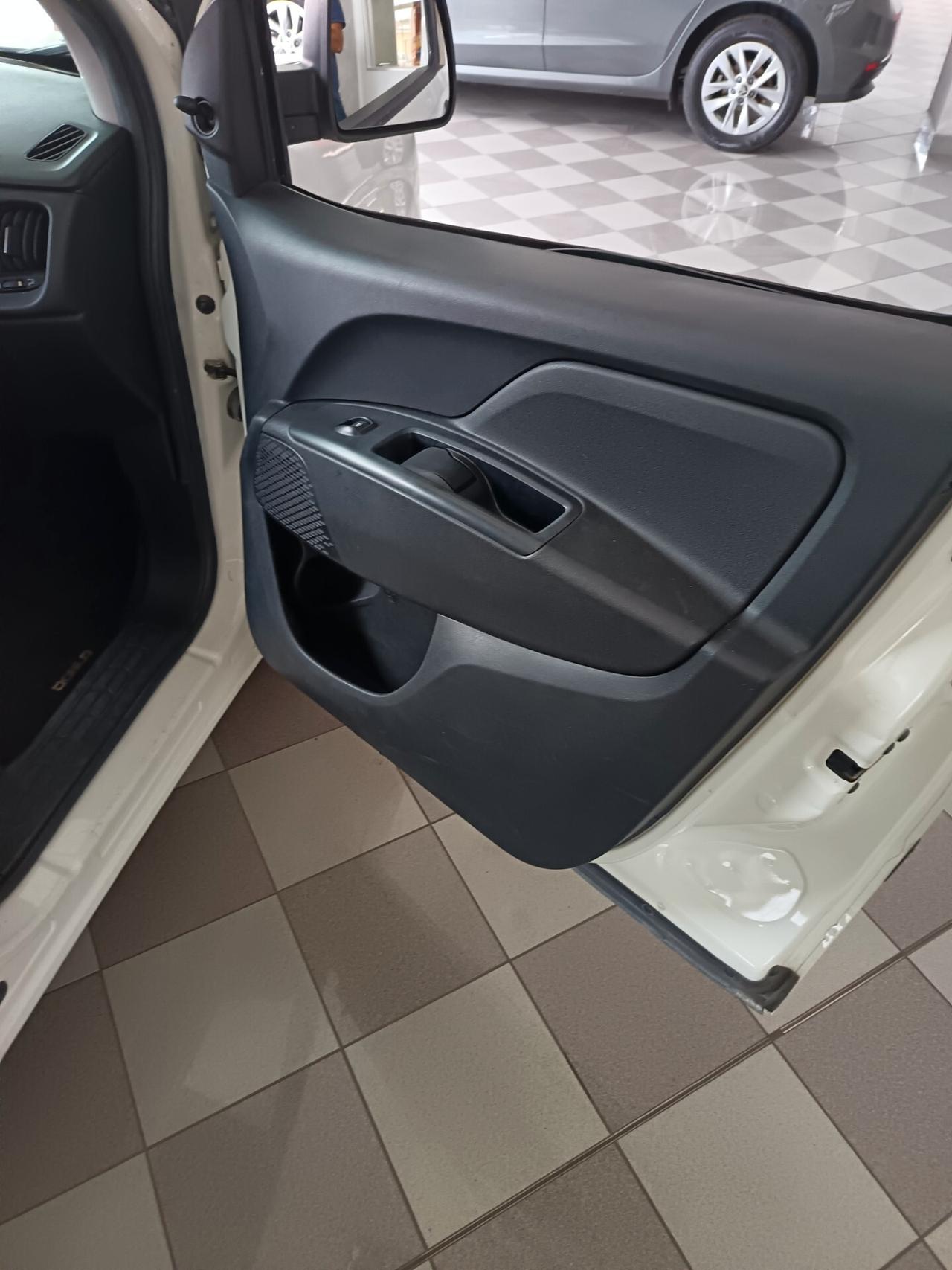 Fiat Doblo Doblò 1.3 MJT PC Combi N1