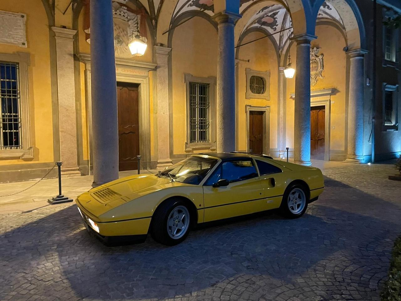 Ferrari 328 GTS