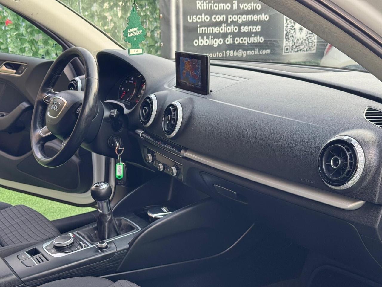 Audi A3 Sedan 1.6 TDI clean diesel S tronic