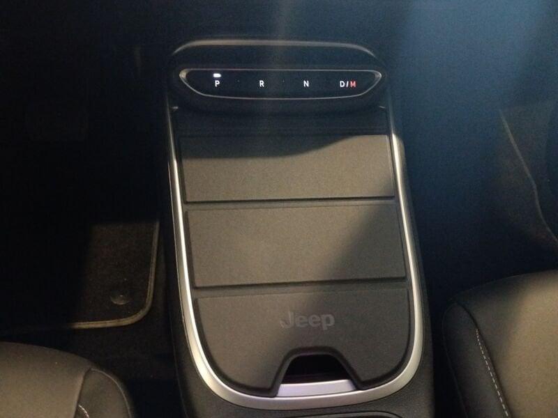 Jeep Avenger 4xe Hybrid 1.2 MHEV 4xe Overland