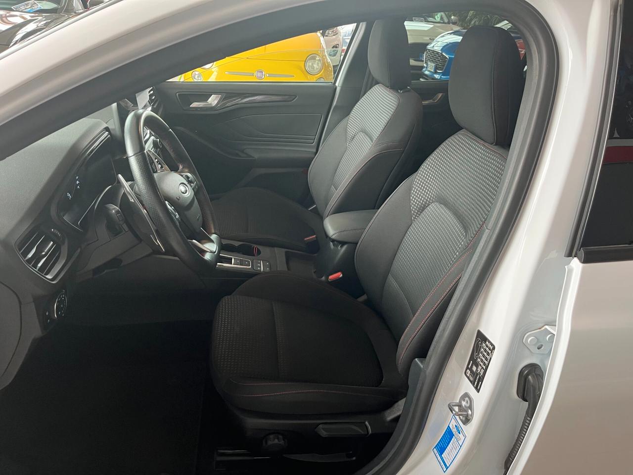 Ford Focus 1.0 EcoBoost 125 CV automatico 5p ST-Line
