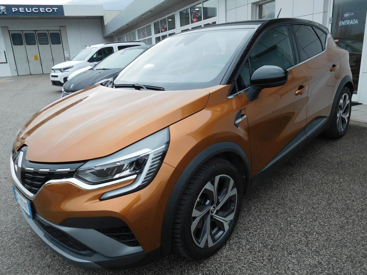 Renault Captur Hybrid E-Tech 145 CV RS Line