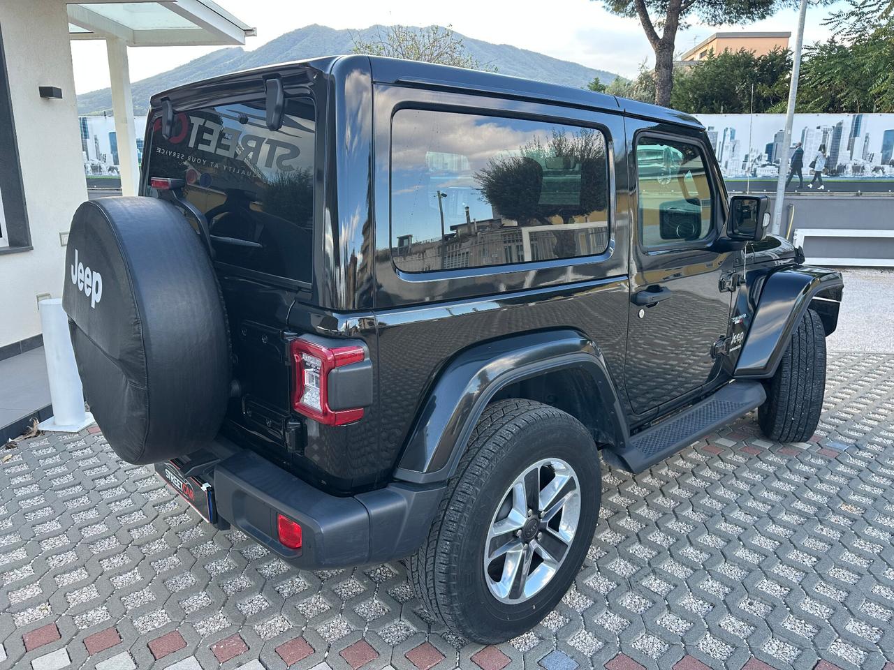 Jeep Wrangler SAHARA