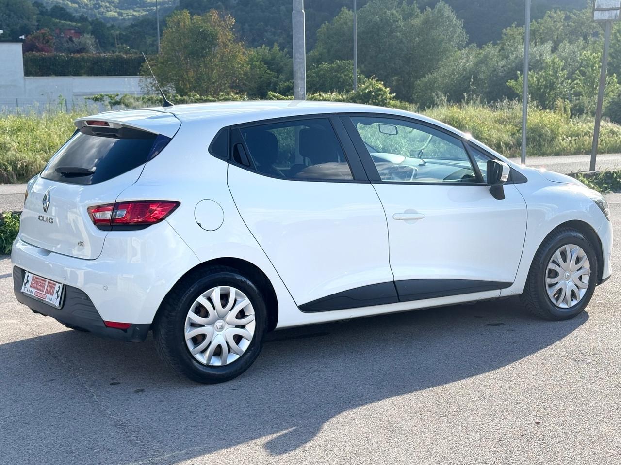 Renault Clio 1.5 dCi 8V 75CV 5P Live LED/NAV