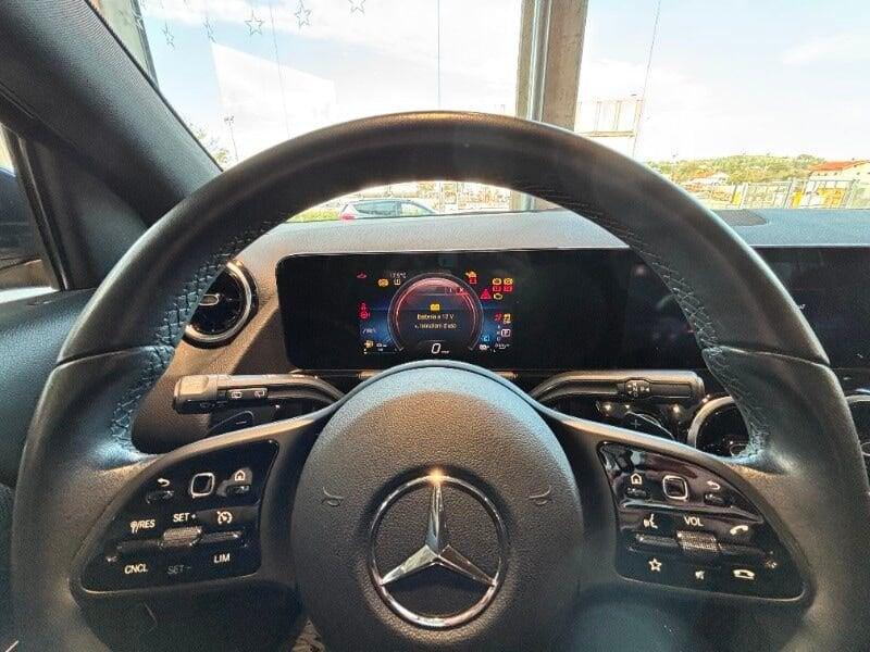 Mercedes-Benz GLA GLA 250 e EQ-Power Automatic Business Extra