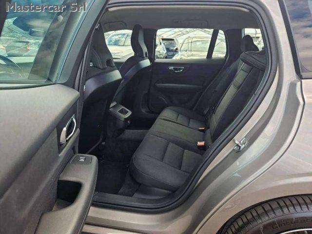 VOLVO V60 V60 2.0 D3 150cv Business auto - FW538VN
