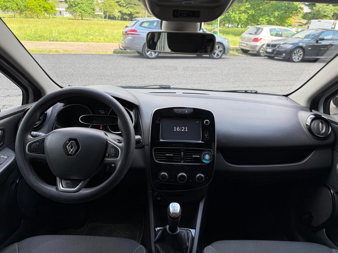 Renault Clio dCi 8V 75CV AUTOCARRO