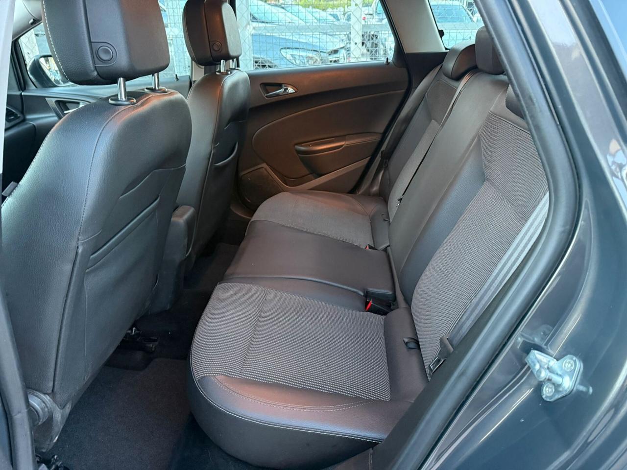 Opel Astra 1.6 CDTi 110CV Sports Tourer Innovation