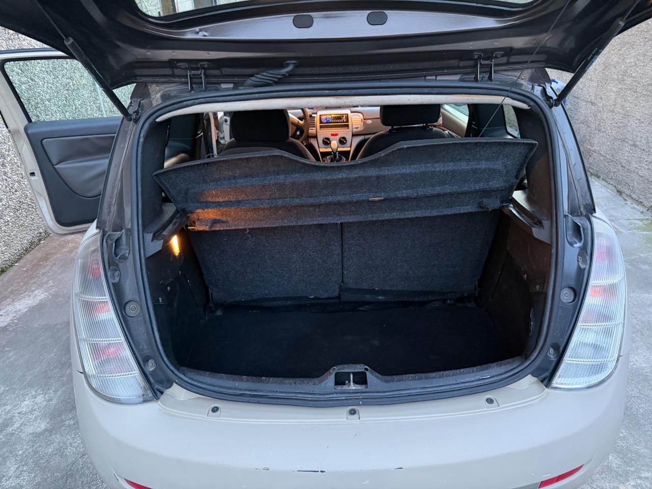 Lancia Ypsilon 1.2 benzina euro4 bicolore