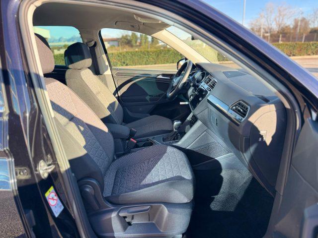 VOLKSWAGEN Tiguan 2.0 TDI 150 CV SCR DSG LIFE *UNIPROPRIETARIO*