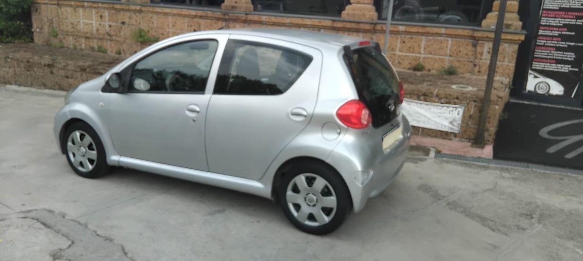 TOYOTA - Aygo - 1,0 VVT-i 5 porte Sound