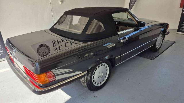 MERCEDES-BENZ SL 560 SL R107 500 5600