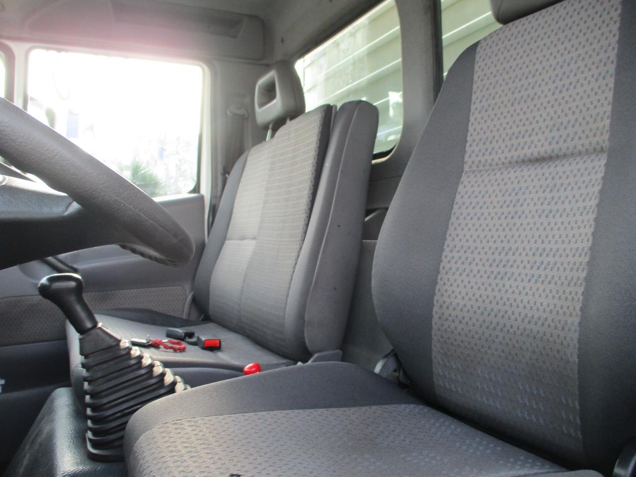 Nissan Cabstar ATLEON 35-15 3000 150CV FURGONE LEGA 4.40PATENTE B