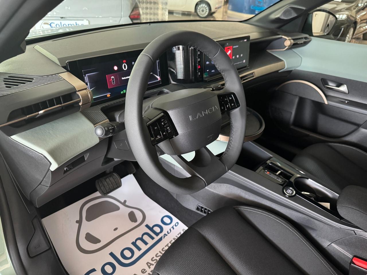 Lancia Ypsilon 1.2 mhev 110cv e-dct Led App conn 16" Neopat