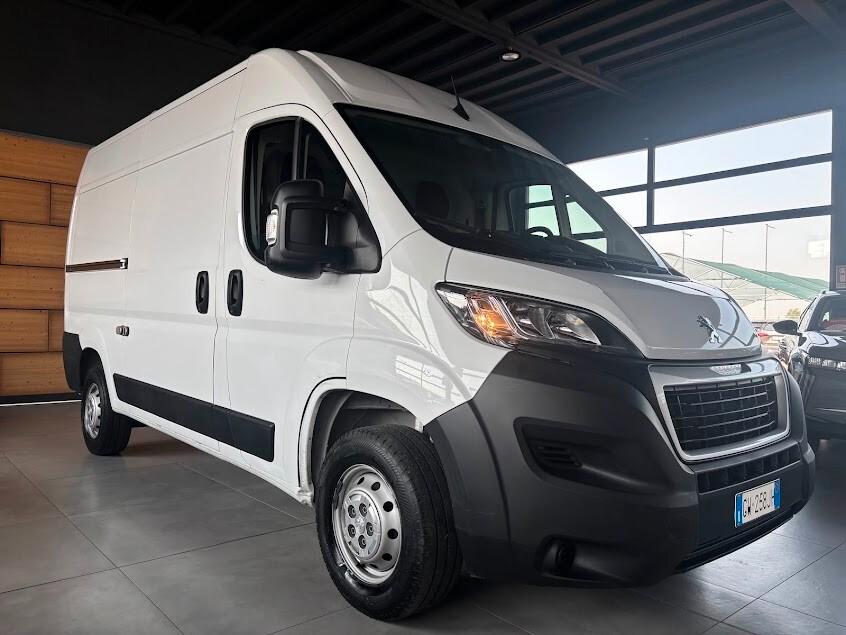 Peugeot Boxer 2.2 BlueHDi 140CV L2 H2 31.000KM