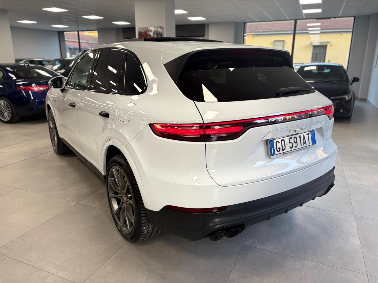 Porsche Cayenne 3.0 Hybrid 340cv 2020 km 91000