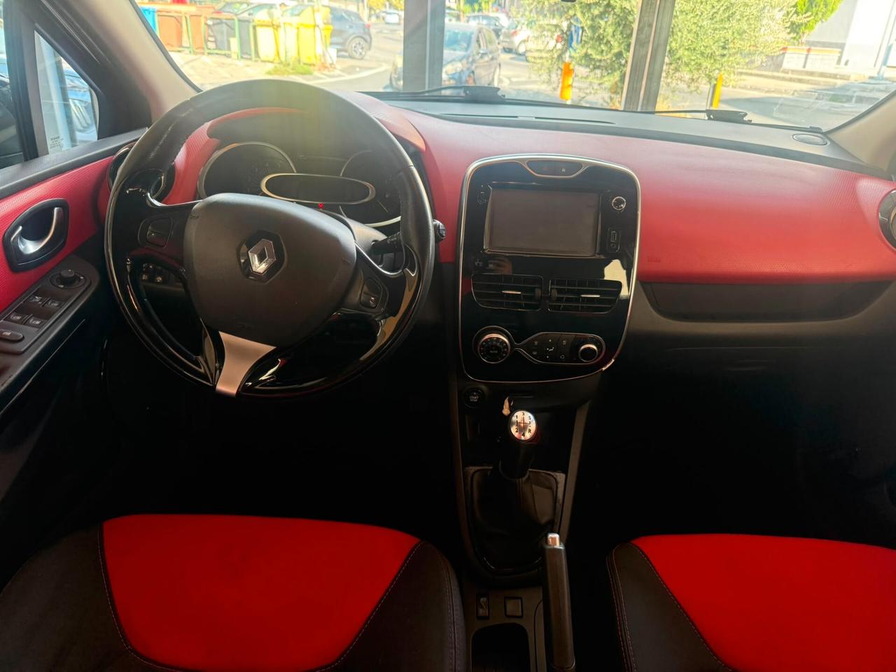 Renault Clio dCi 8V 90CV EDC Start&Stop 5 porte Energy Intens