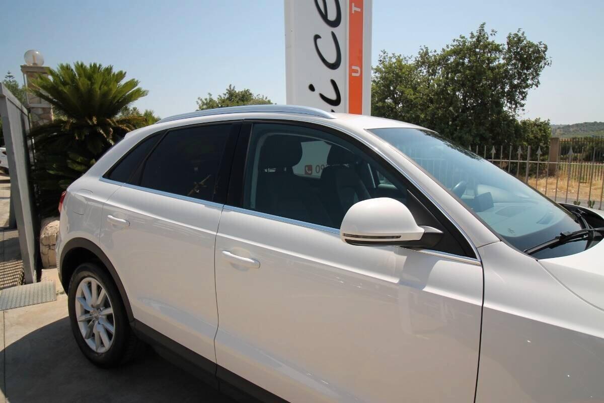 Audi Q3 2.0 TDI 120 CV Business|12.2015