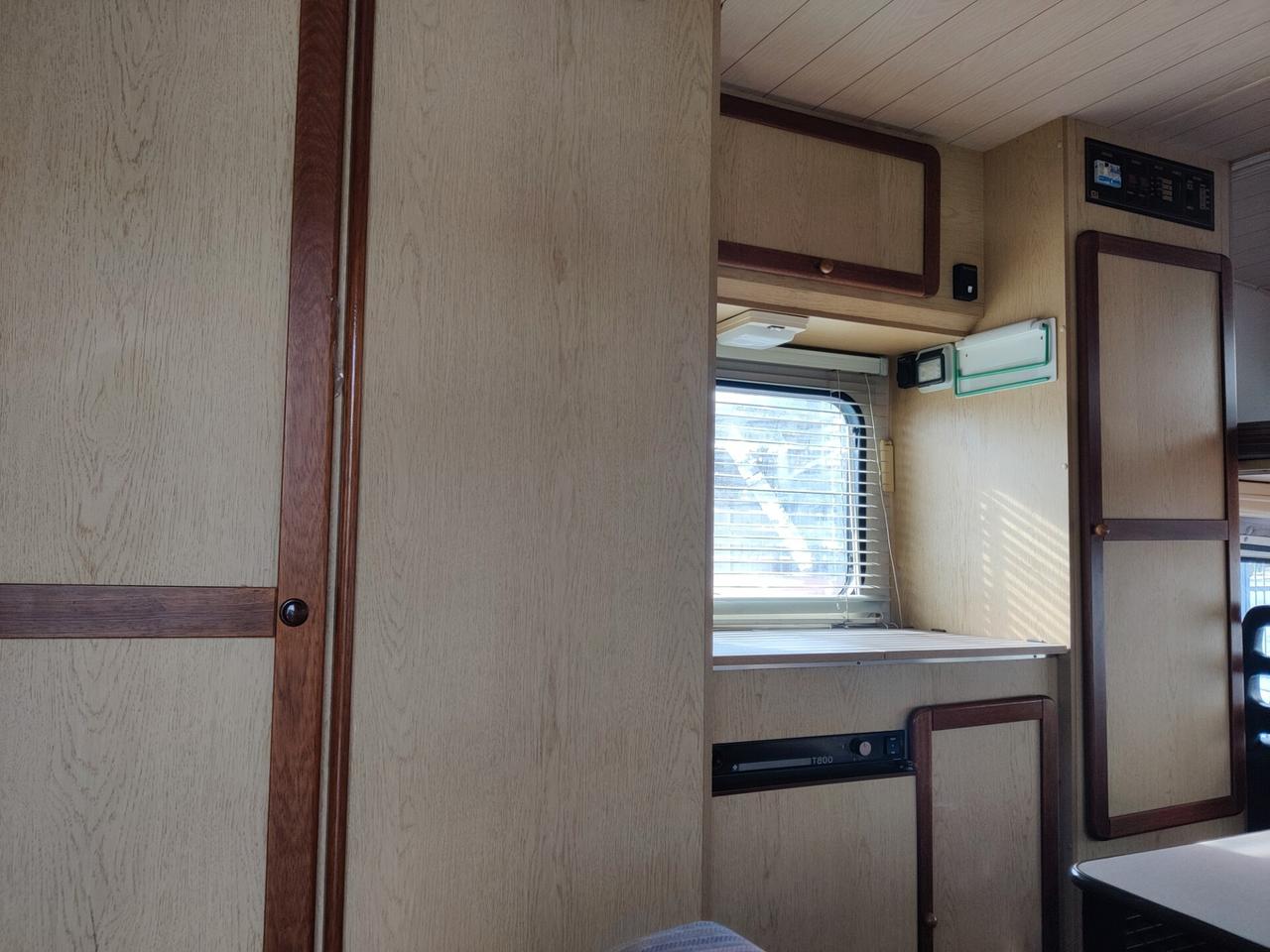 Ford tranist 2.gasolio Camper km 36.000
