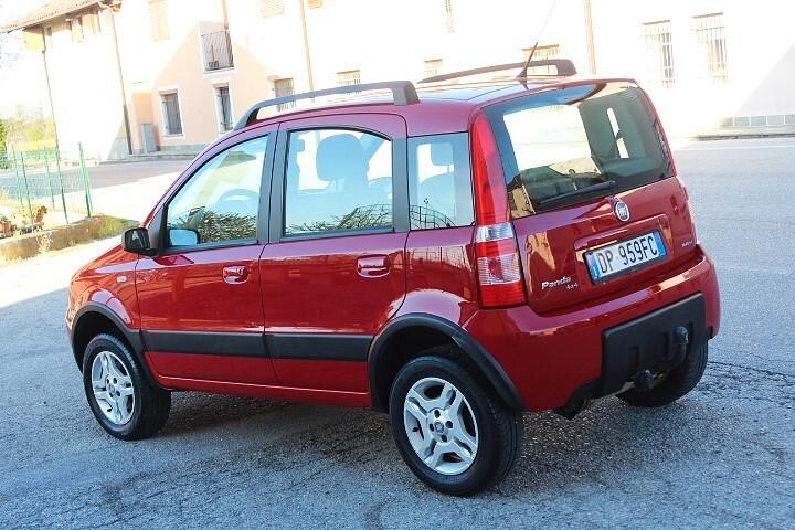 Fiat Panda 1.3 MJT 16V 4x4 Glam GANCIO TRAINO ESTETICA ESEMPLARE CLIMA CERCHI IN LEGA BARRE AL TETTO