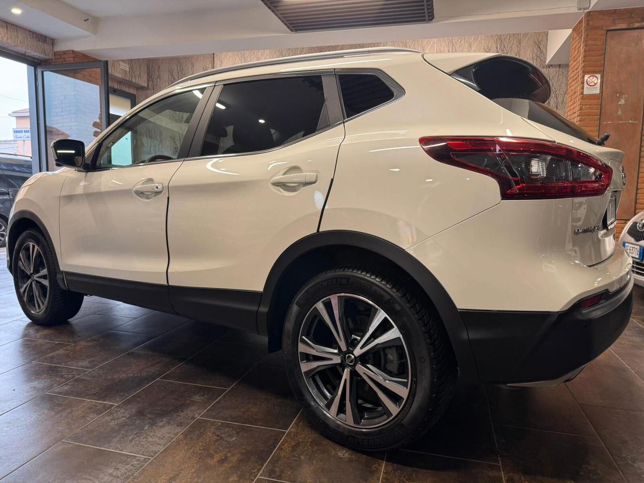 Nissan Qashqai 1.3 DIG-T 160 CV Tekna