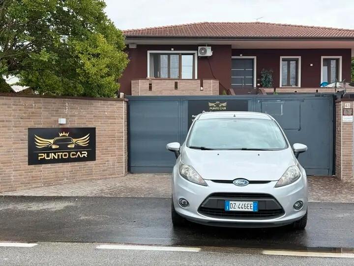 Ford Fiesta 1.2 82CV 3 porte Titanium