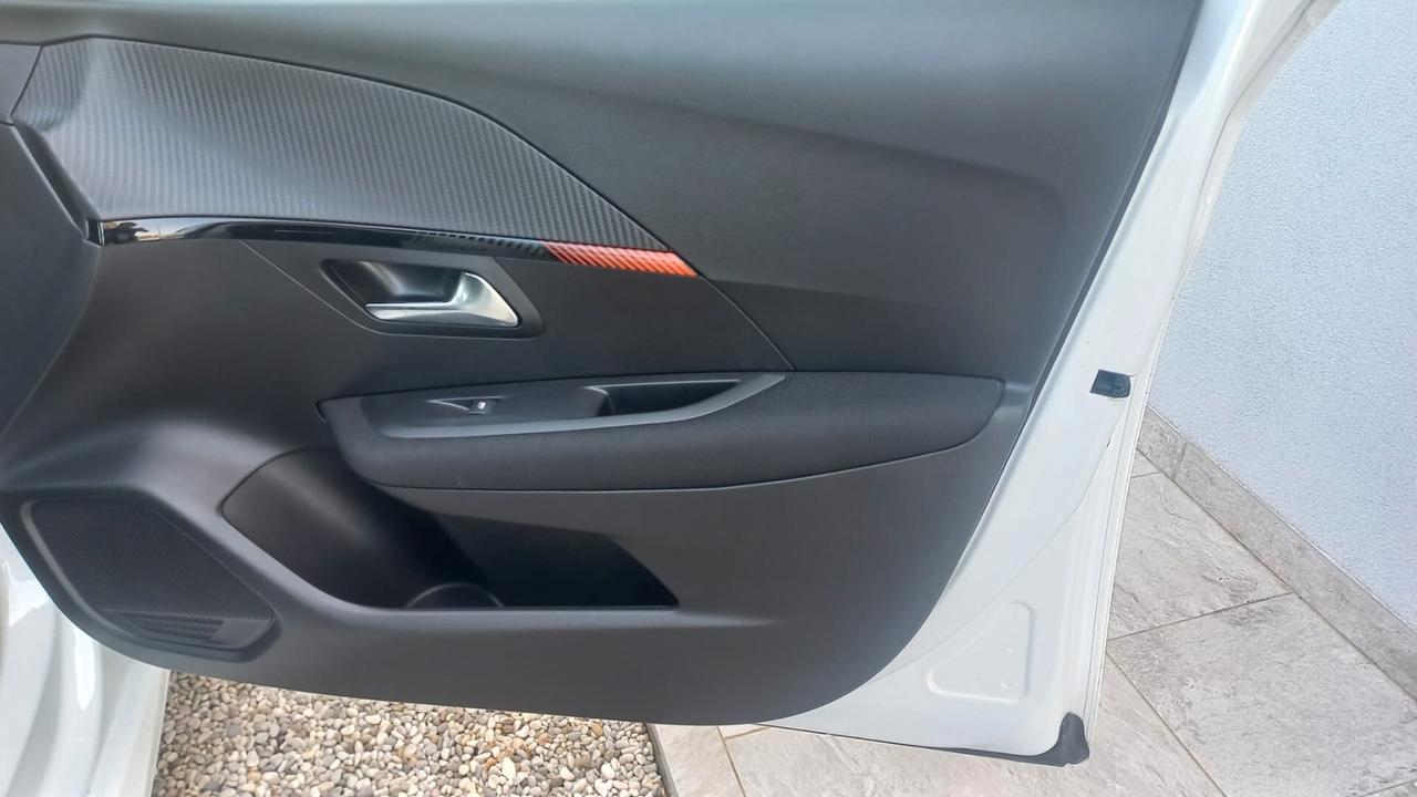 Peugeot 208 75cv 5 porte Active GARANZIA POCHISSIMI KM