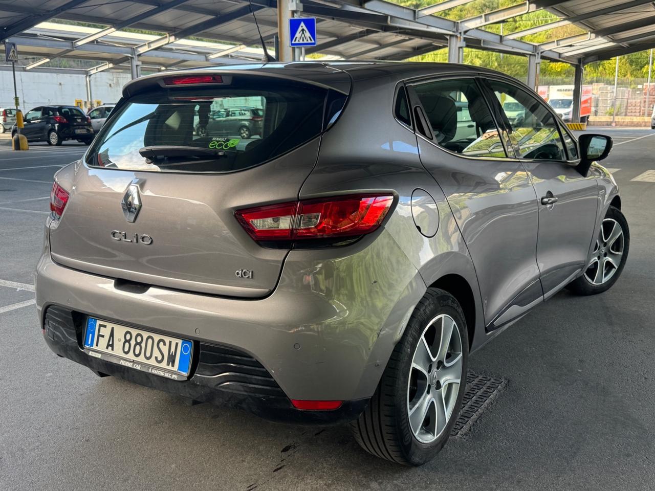 Renault Clio 1.5 dCi 8V 90CV Full optional 2015