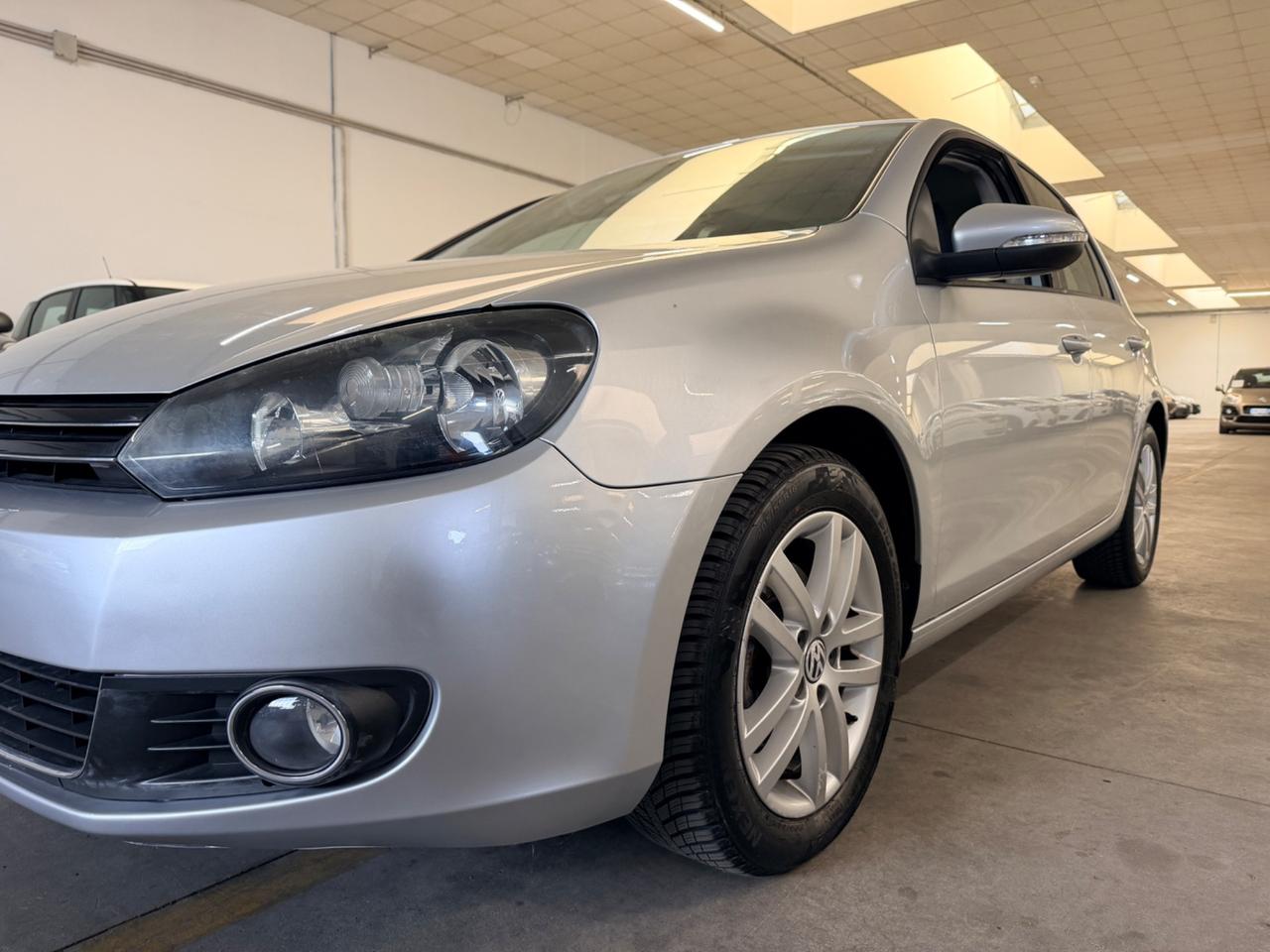 Volkswagen Golf 1.6 TDI DPF DSG 5p. Highline