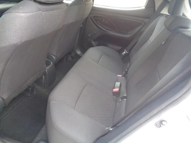 Toyota Yaris 1.0 5 porte Active