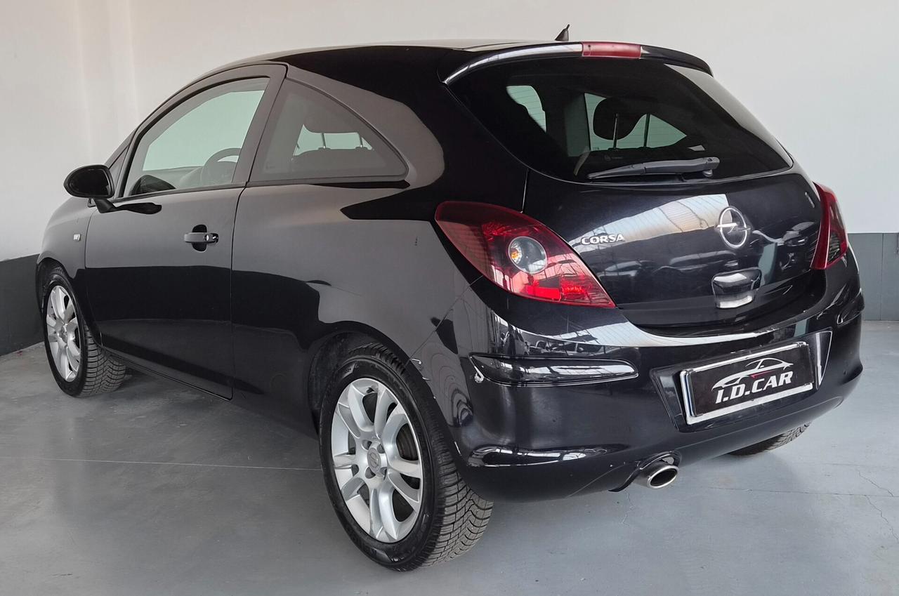 Opel Corsa 1.4 16V 3 porte Sport (OK NEOPATENTATI)