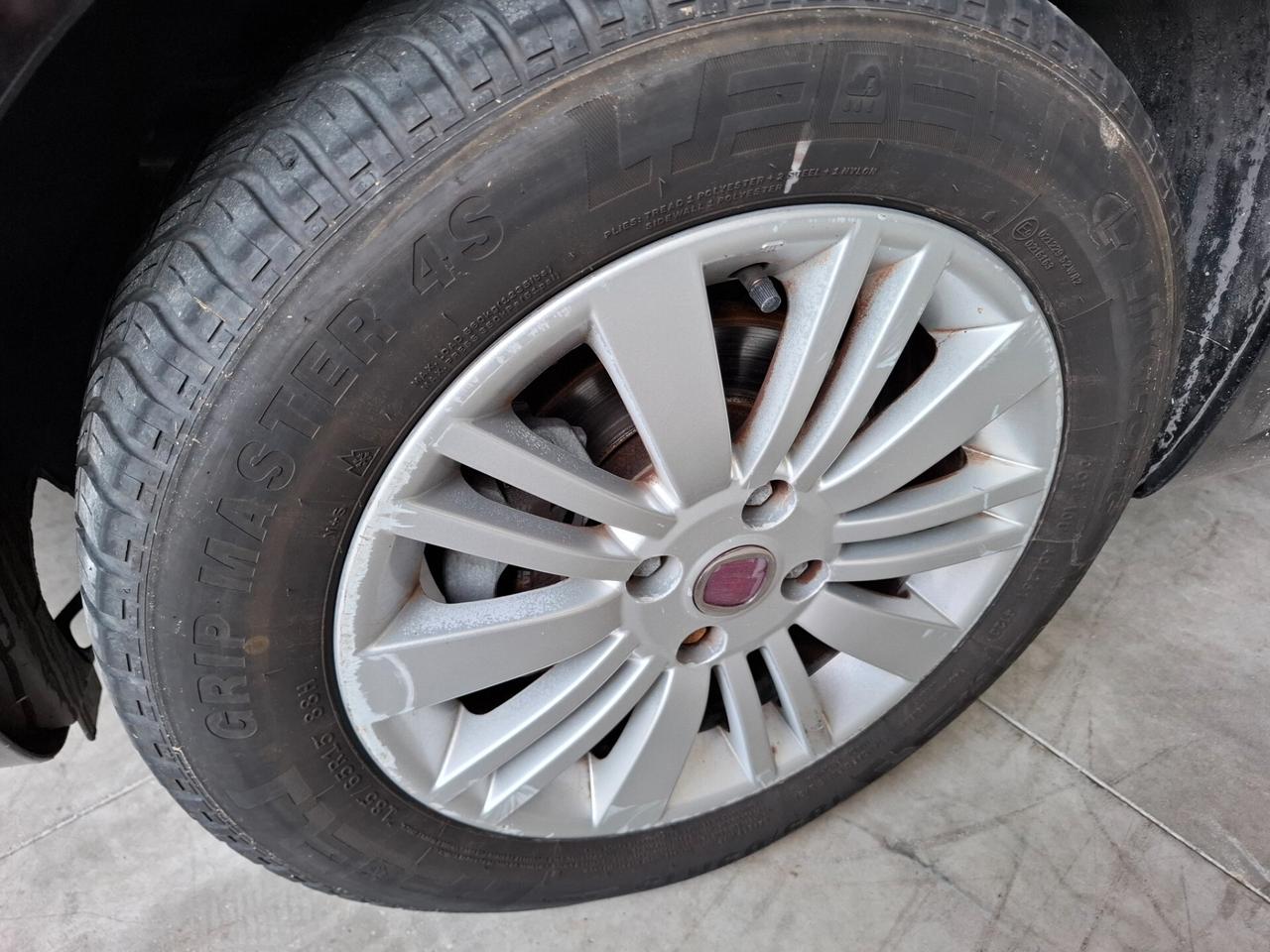 Fiat Grande Punto 1.3 MJT 75 CV 5 porte