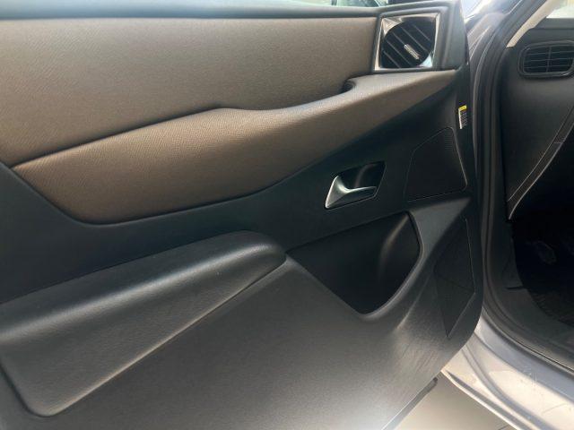 DS AUTOMOBILES DS 3 Crossback BlueHDi 100 So ChicDA ?149,00